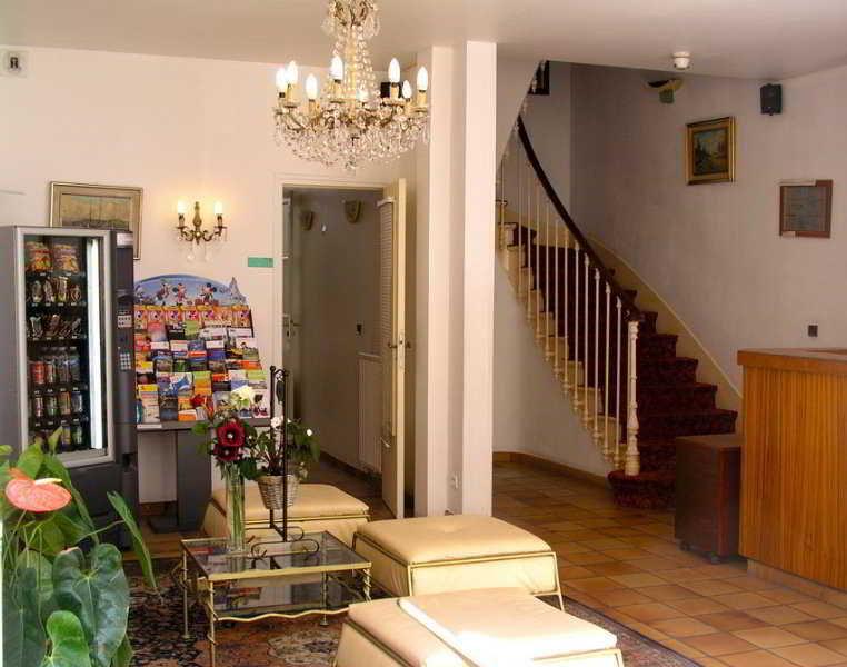 פריז Hotel Roi Rene מראה חיצוני תמונה