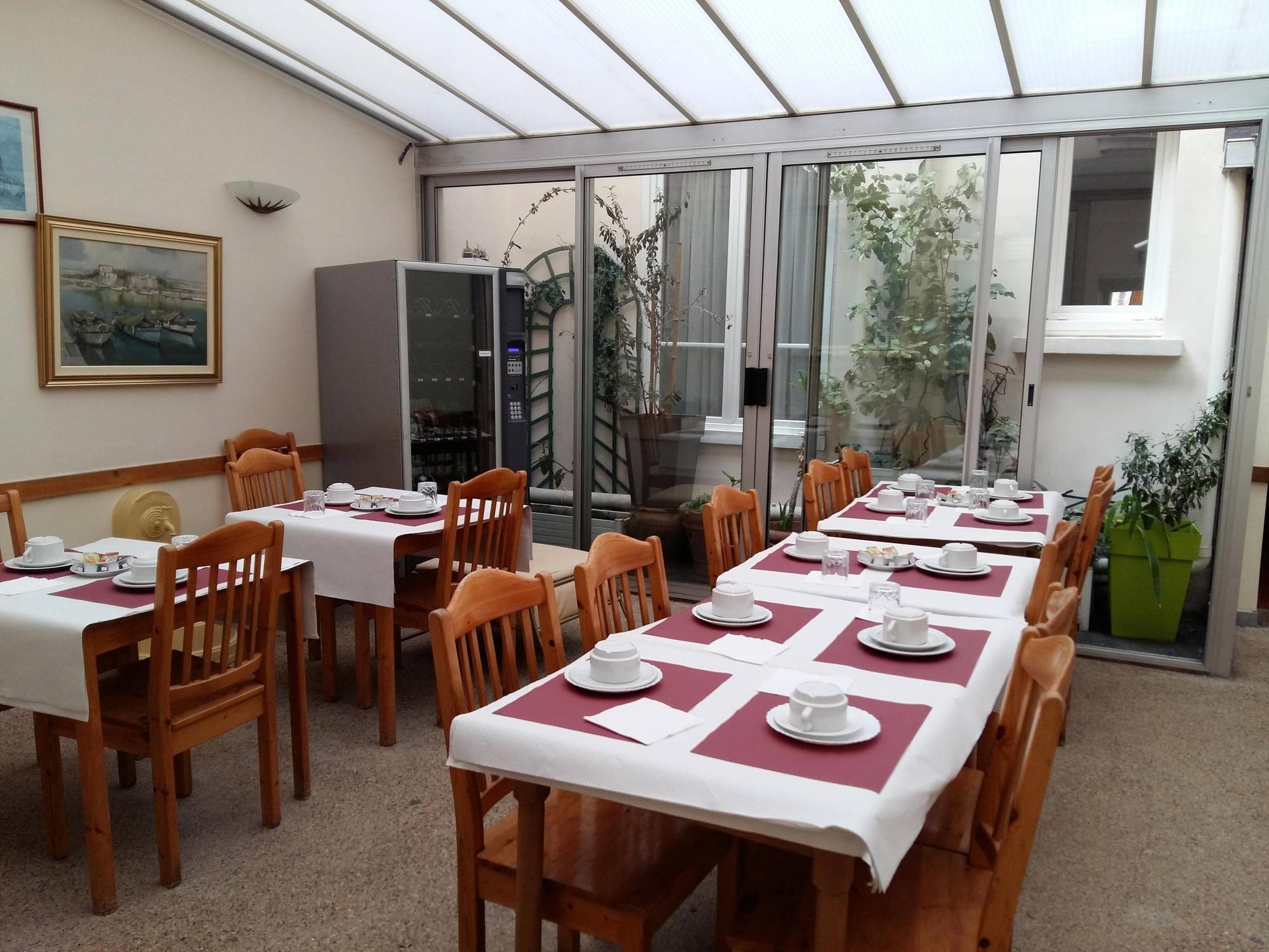 פריז Hotel Roi Rene מראה חיצוני תמונה